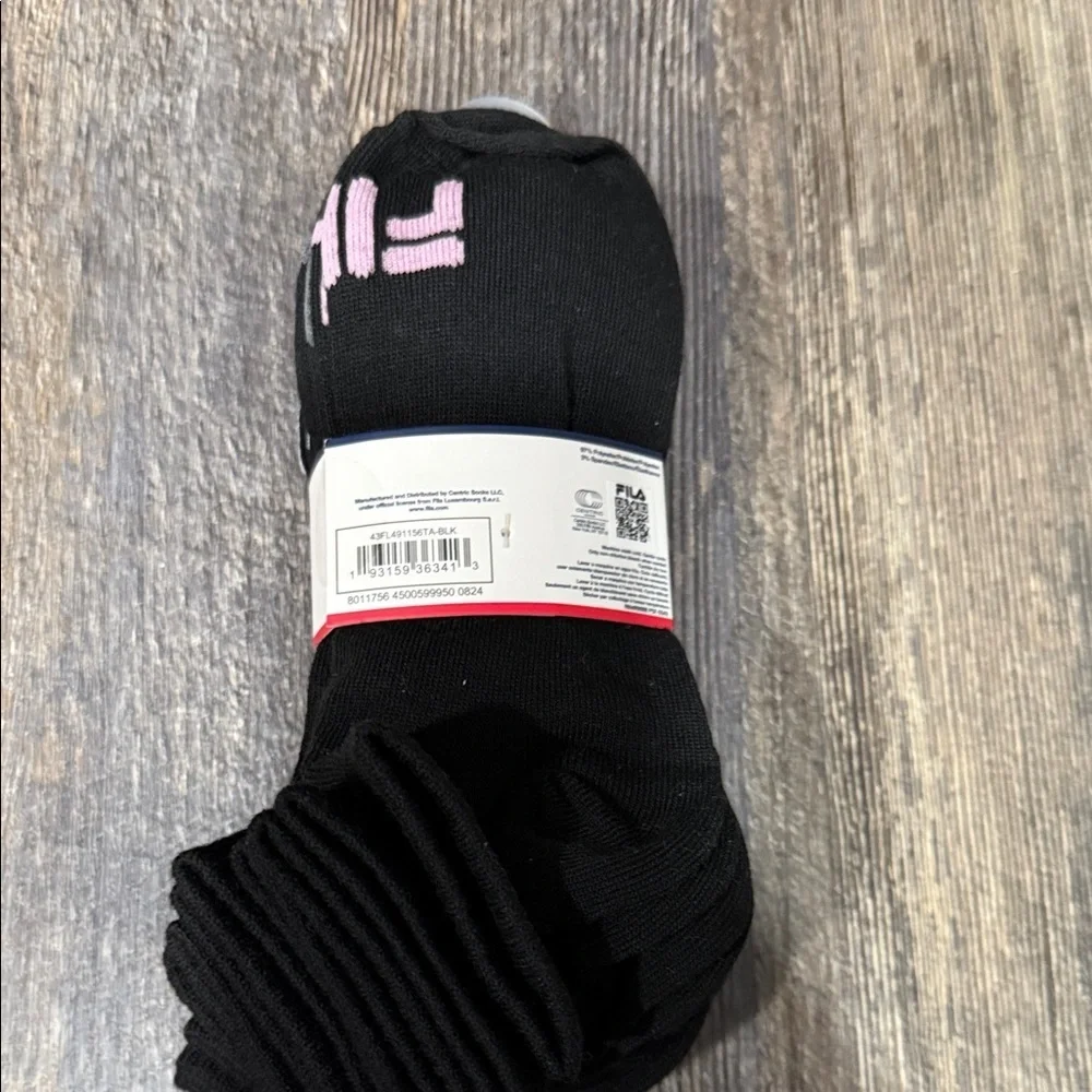 10 pair Fila WoMen's Black and Gray Athletic Socks